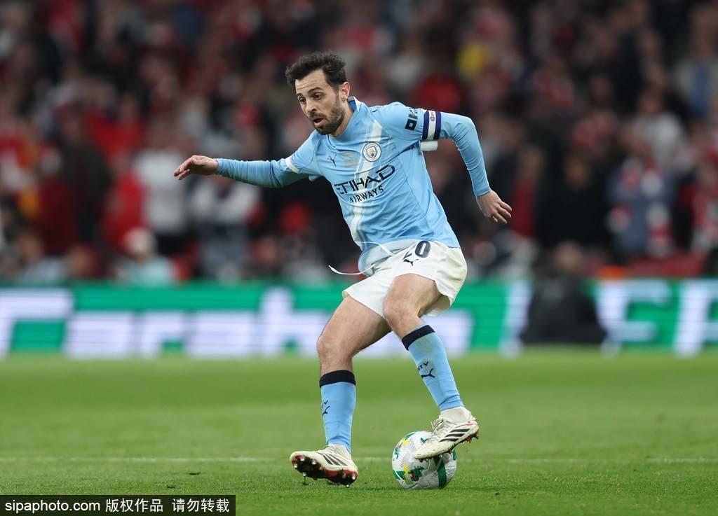 又告别一个!B席今夏自由身离开曼城 未来去向仍待定